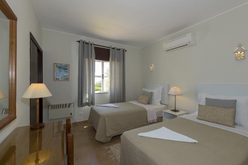 Rocha Brava Village Resort - Oda