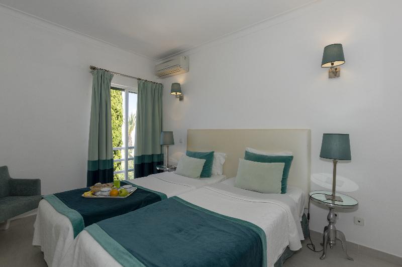 Rocha Brava Village Resort - Oda
