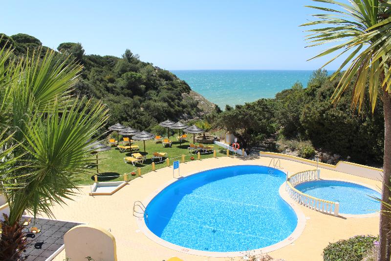 Rocha Brava Village Resort - Havuz