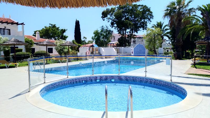 Rocha Brava Village Resort - Havuz