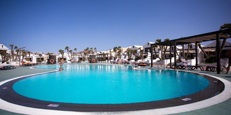 Sands Beach Resort - Havuz