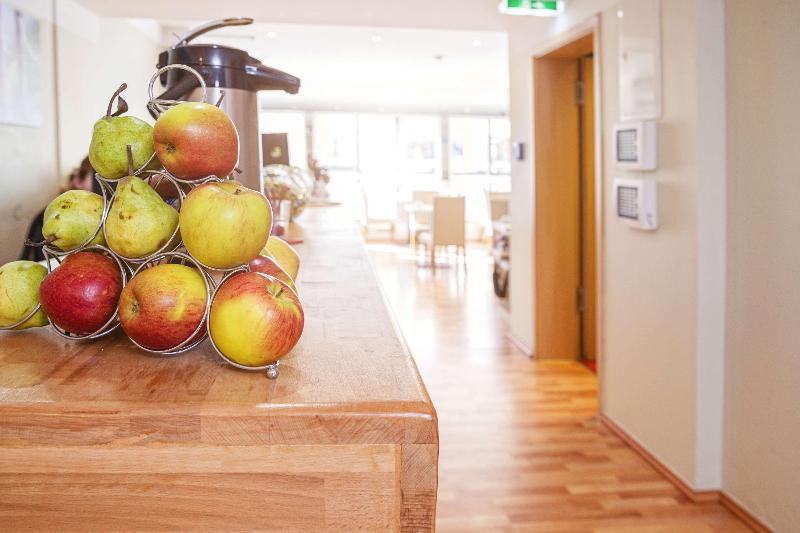 Hotel am Kieler Schloss Kiel by Premiere Classe - Lobi