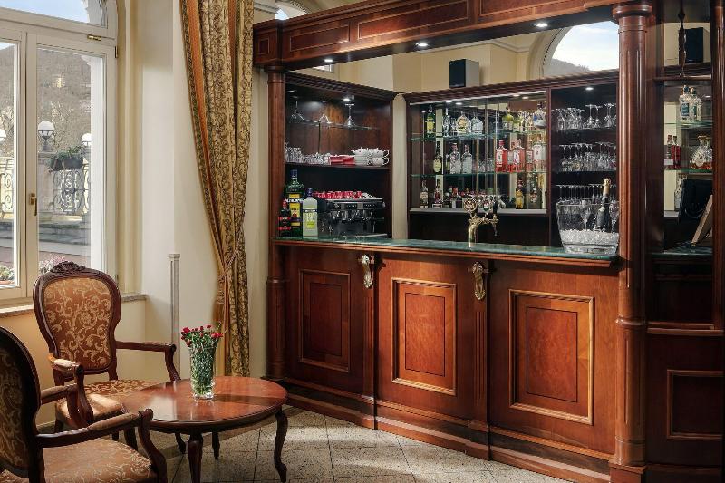 Humboldt Park - Bar