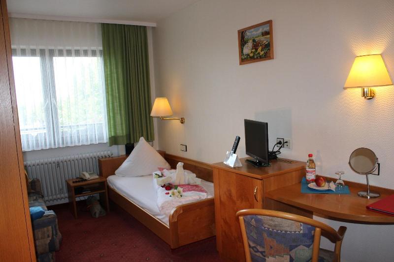 Familotel Villa Waldeck - Oda