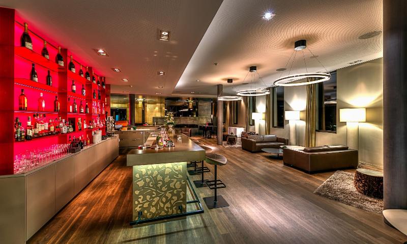 Wellnesshotel Golfpanorama - Bar