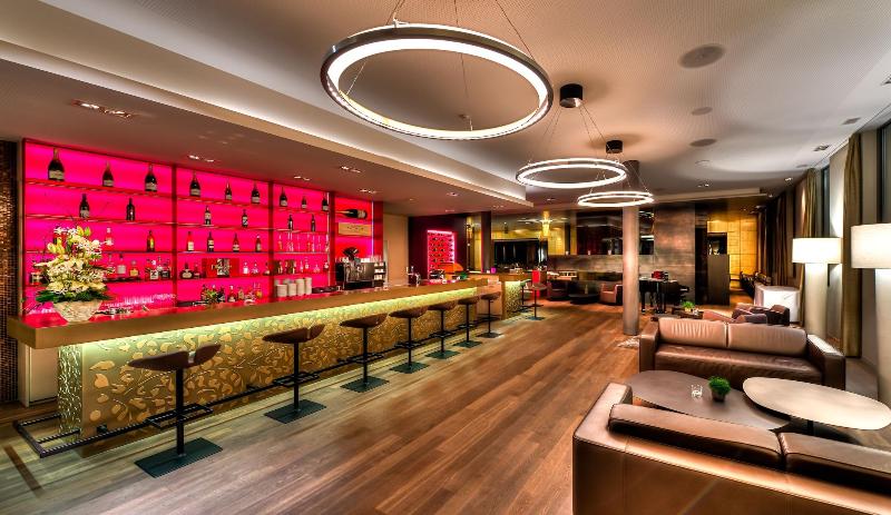 Wellnesshotel Golfpanorama - Bar