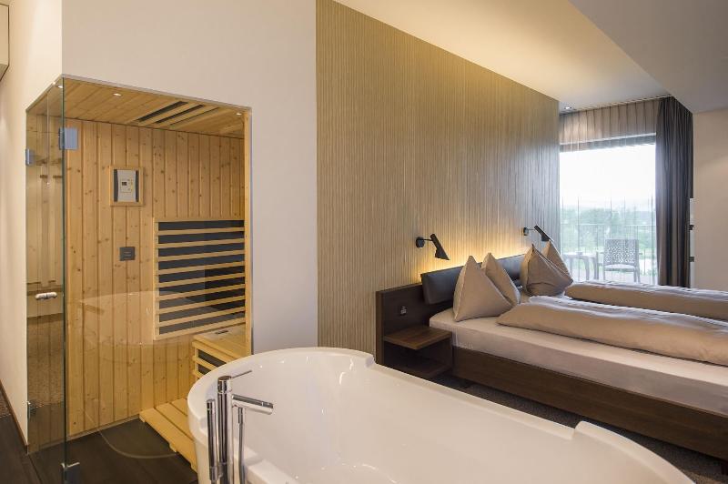 Wellnesshotel Golfpanorama - Oda