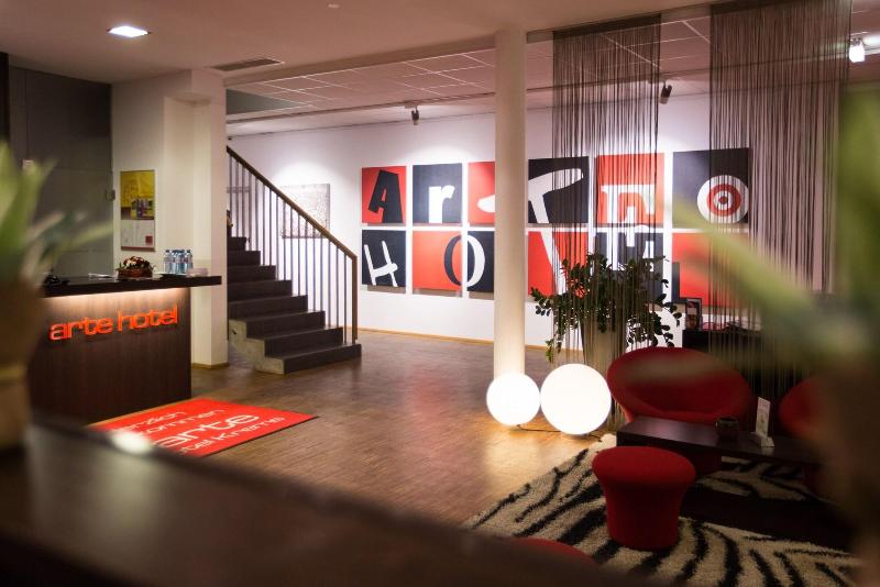 Arte Hotel Krems - Lobi