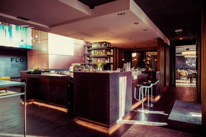 SAKS Urban Design Hotel - Bar