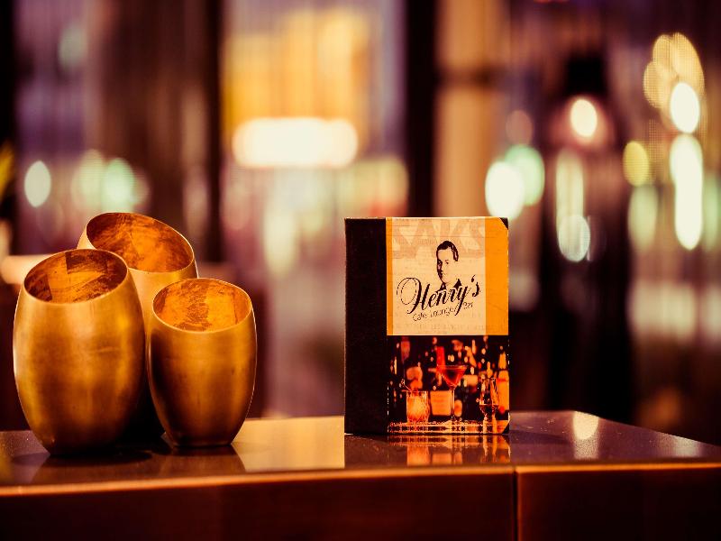 SAKS Urban Design Hotel - Bar