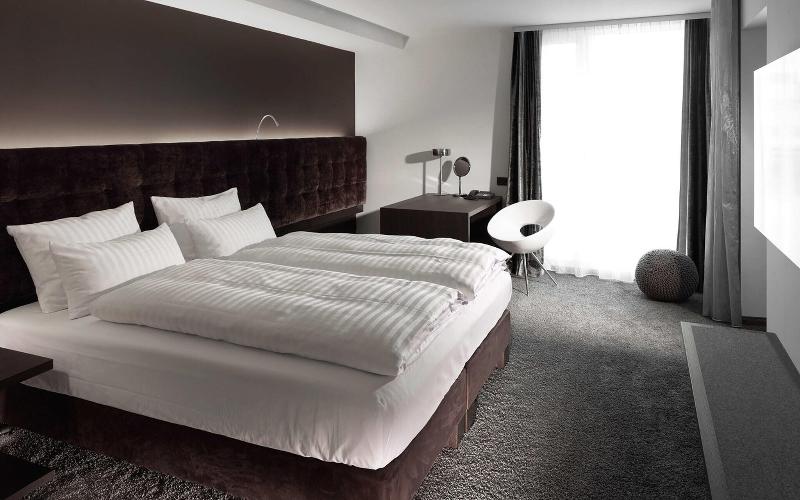 SAKS Urban Design Hotel - Oda