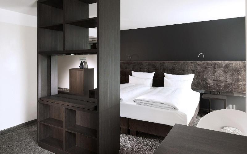 SAKS Urban Design Hotel - Oda