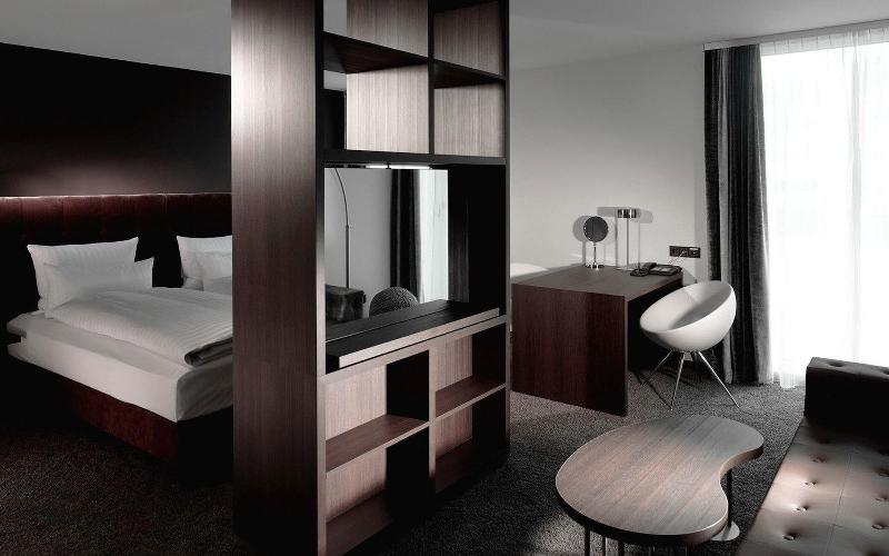 SAKS Urban Design Hotel - Oda