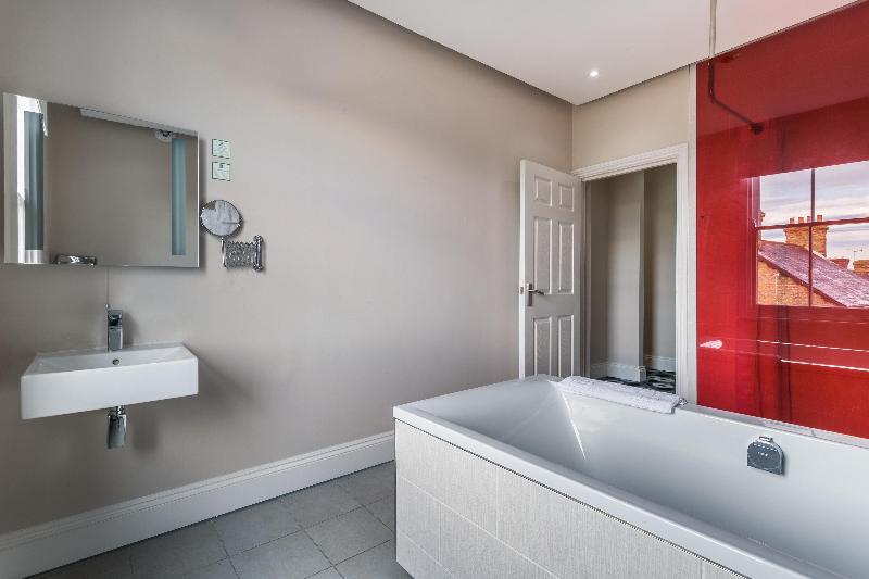 Holiday Inn Sittingbourne Coniston Hotel - Oda