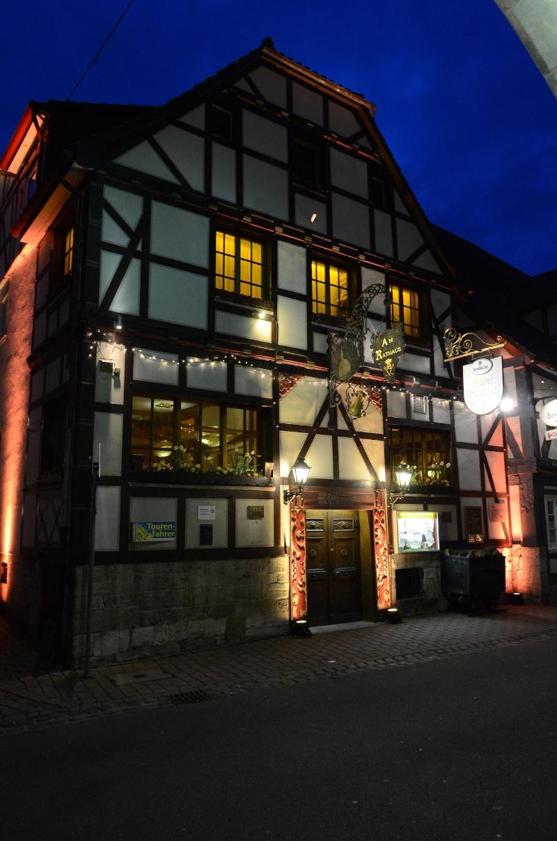 Goldflair am Rathaus - Genel