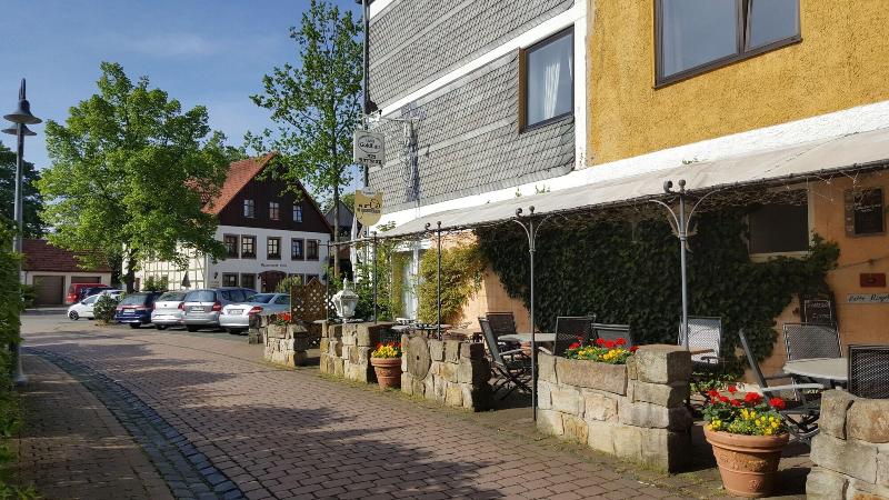 Goldflair am Rathaus - Genel