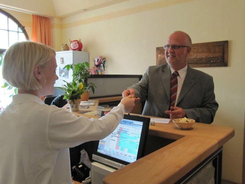Hotel Restaurant Roter Ochse - Lobi
