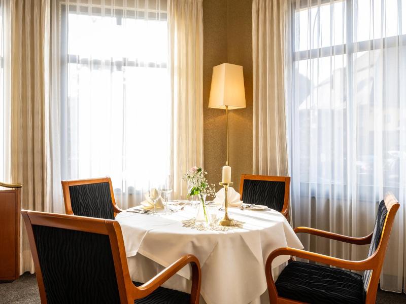 Schloss Hotel Petry - Genel