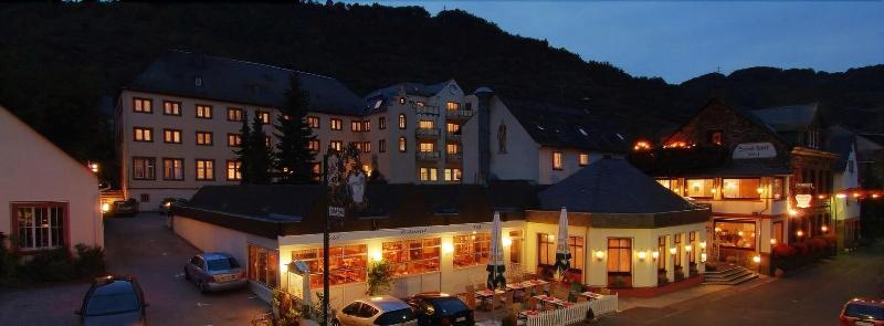 Schloss Hotel Petry - Genel