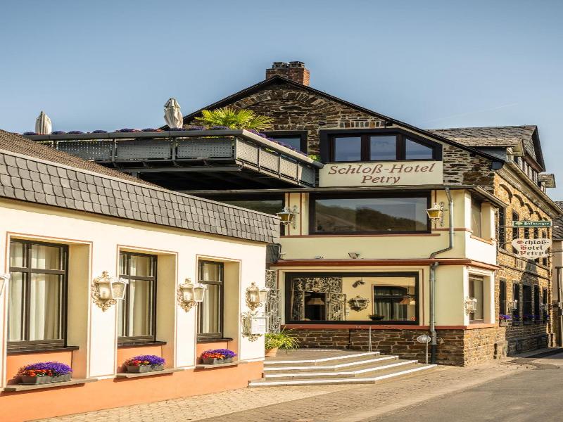 Schloss Hotel Petry - Genel