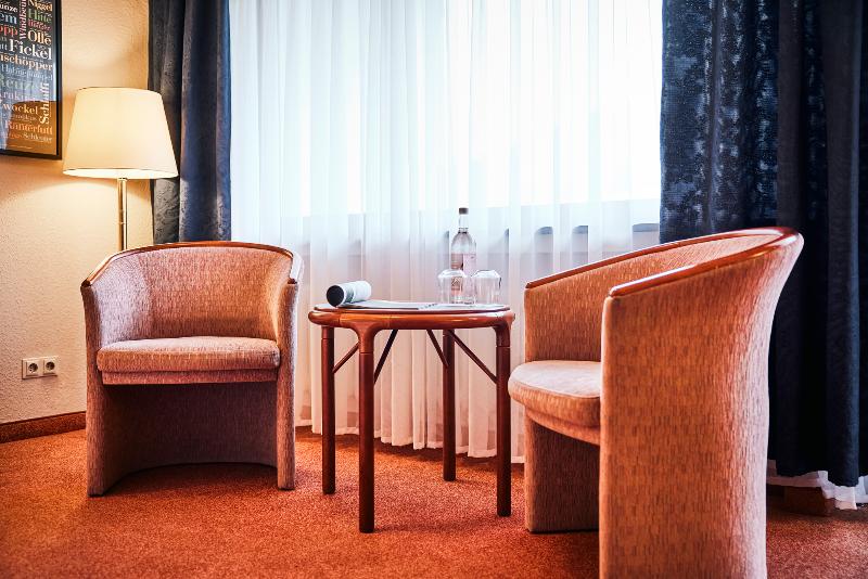 Sauerland Alpin Hotel - Oda
