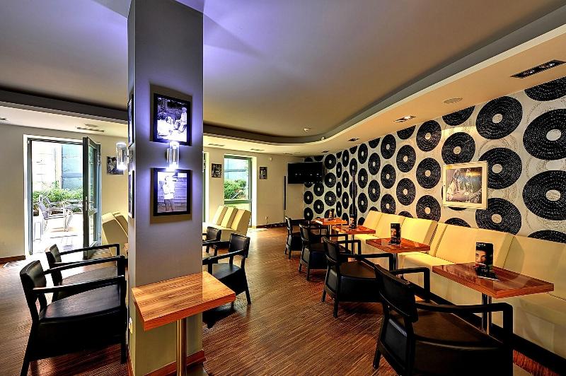 Royal Regent - Bar