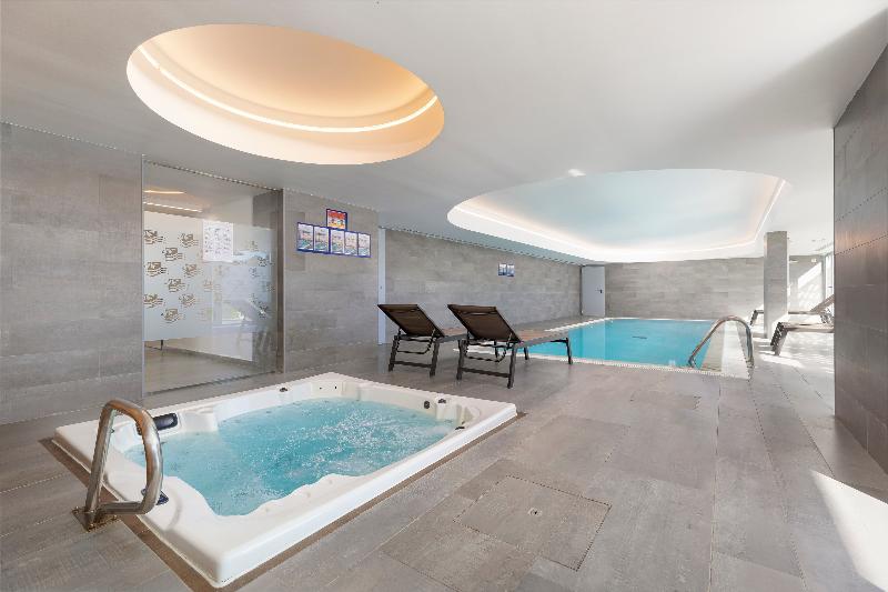 Interpass Vauhotel Apartamentos - Havuz