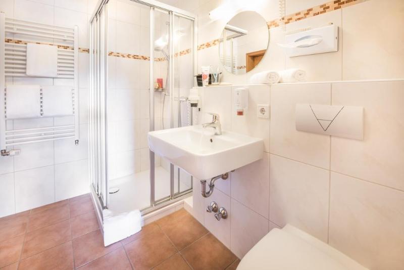 Berghotel Hoher Knochen - Genel