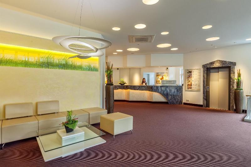Best Western Plus Hotel Stadtquartier Haan - Lobi