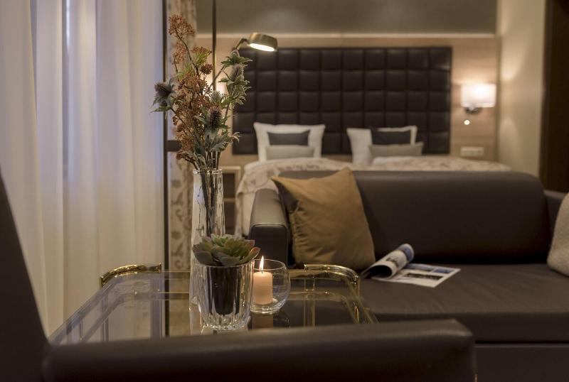 Hotel Barbarossahof - Oda