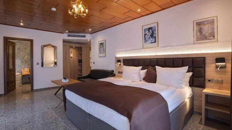 Hotel Barbarossahof - Oda