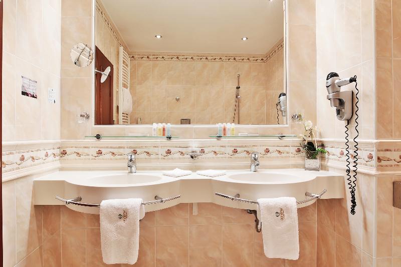 Olympia Wellness Hotel Karlovy Vary - Oda