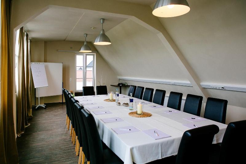 My Place airport business & conference - Toplantı