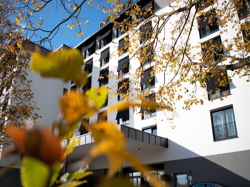 Infinity Hotel & Conference Centre Munich - Genel