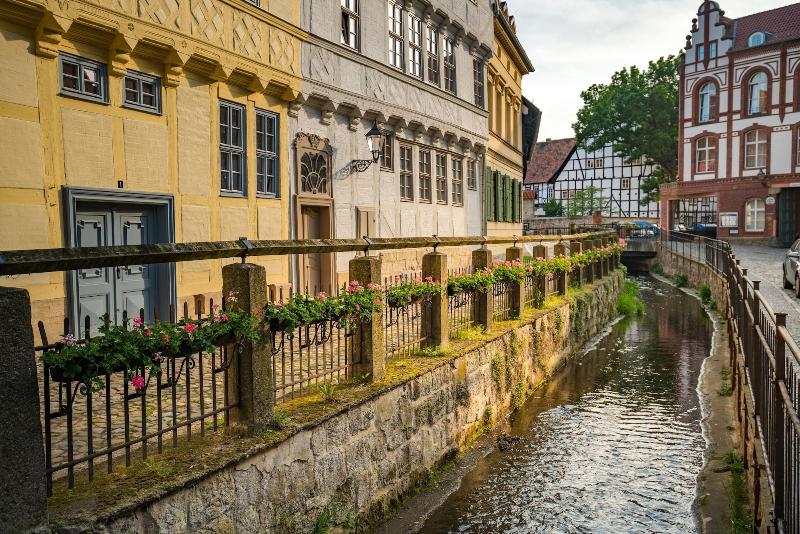 Romantik Am Brühl - Genel