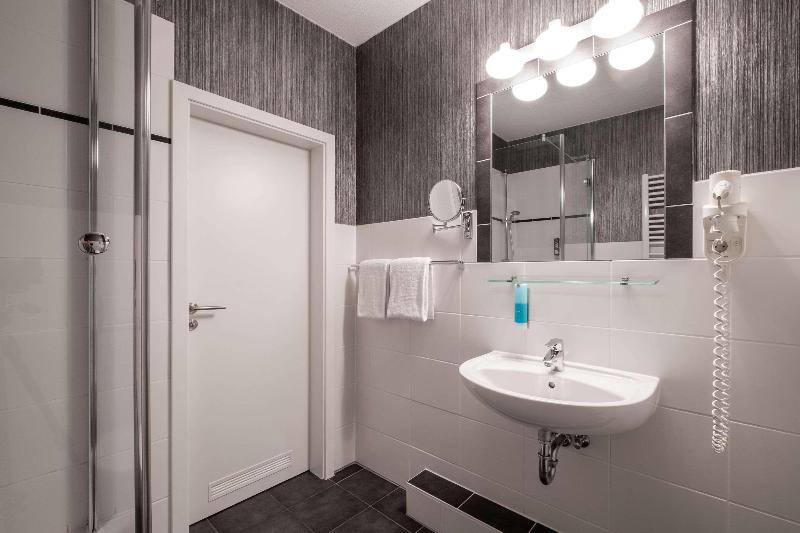 Comfort Hotel Tom Kyle - Oda