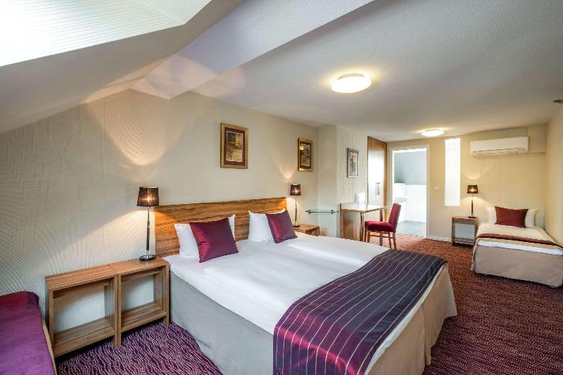 Comfort Hotel Tom Kyle - Oda