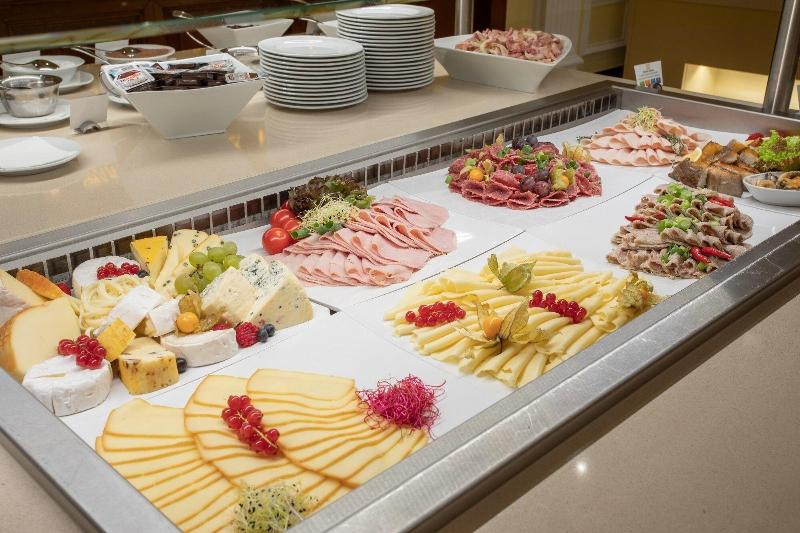 Savoy Westend Hotel 5* - Restoran