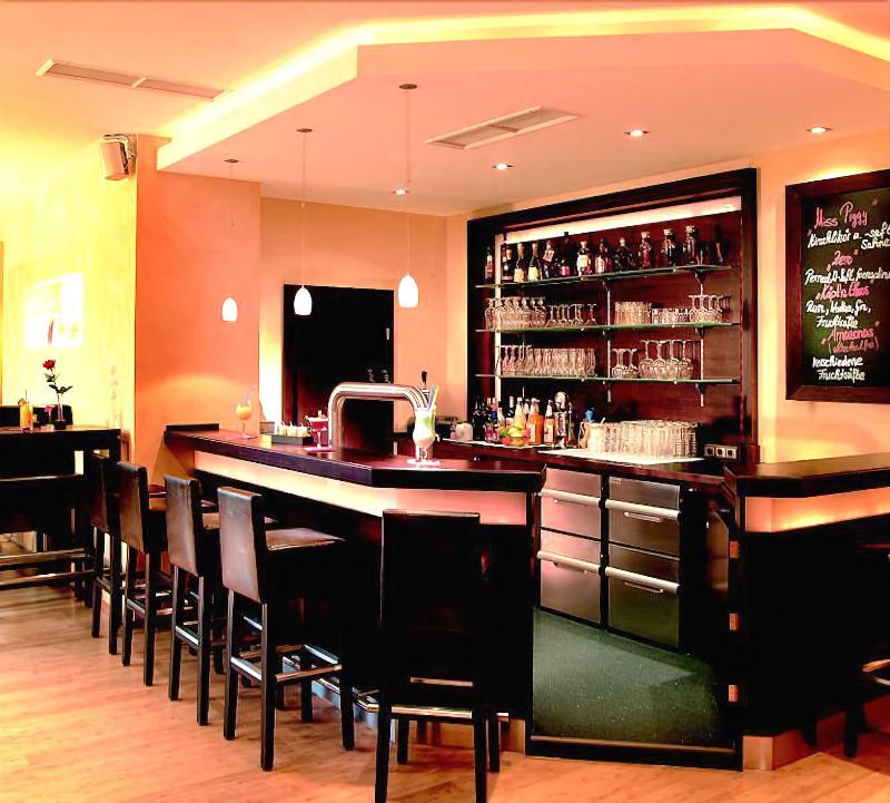 Ringhotel Posthotel Usseln - Bar