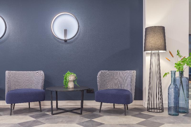 Garner Hotel Elmshorn - Lobi