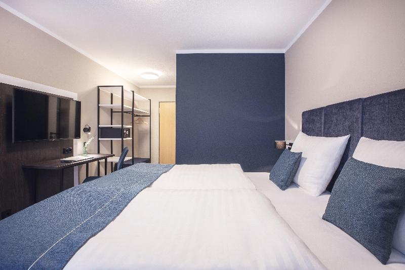 Garner Hotel Elmshorn - Oda