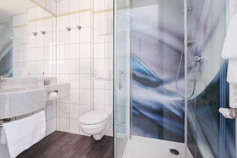 Garner Hotel Elmshorn - Oda