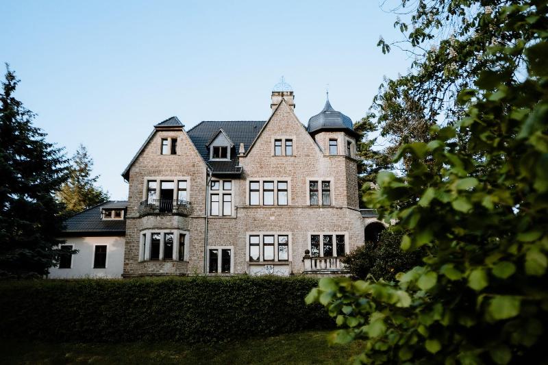 Schloss Stecklenberg - Genel