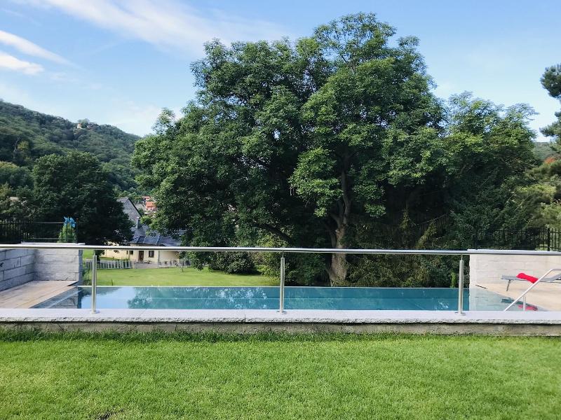 Schloss Stecklenberg - Havuz