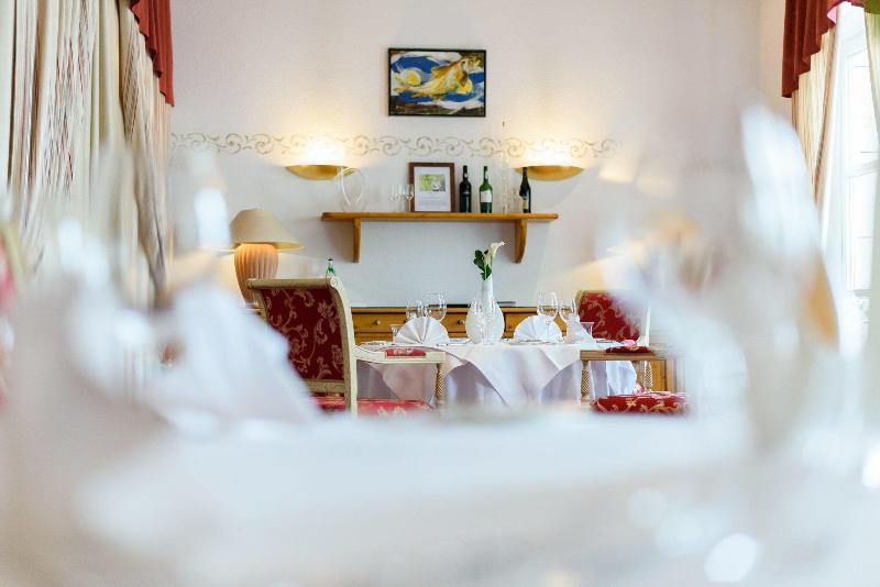Landhaus Zu Den Rothen Forellen Hotel - Bar