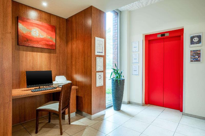 PLAZA Premium Karlsruhe - Lobi
