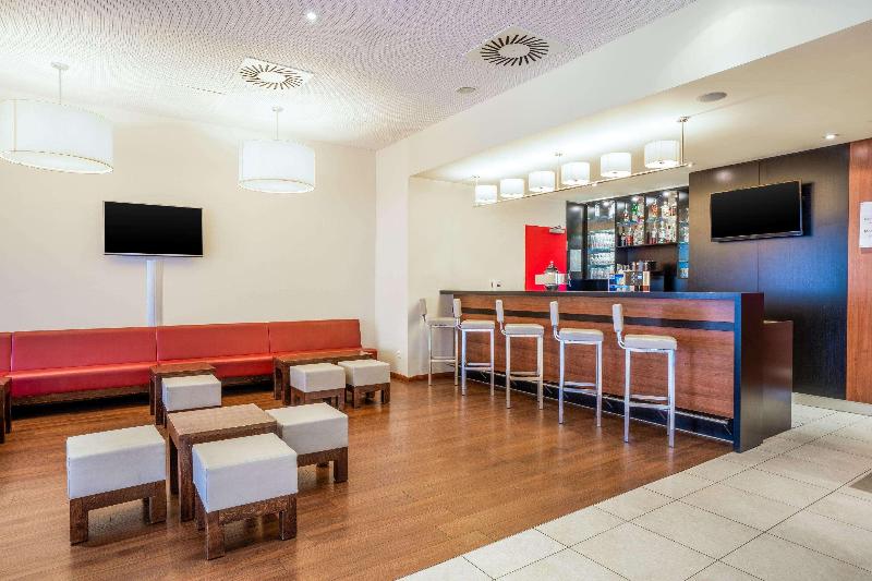 PLAZA Premium Karlsruhe - Lobi