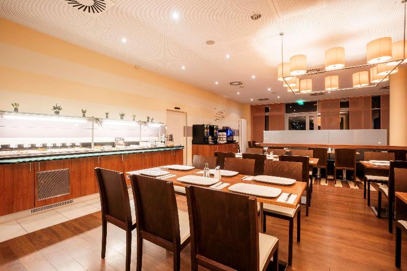 PLAZA Premium Karlsruhe - Restoran