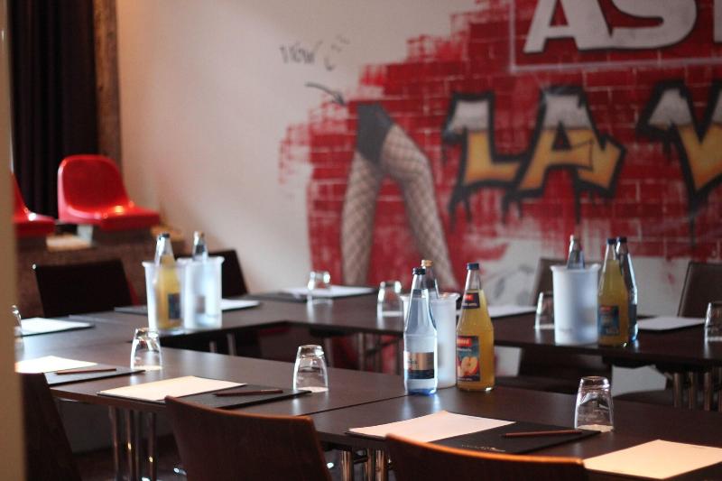 Altes Stahlwerk Business & Lifestyle Hotel - Toplantı