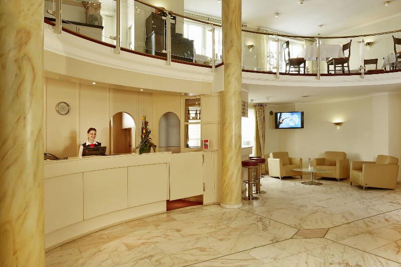 H+ Hotel Stade Herzog Widukind - Lobi